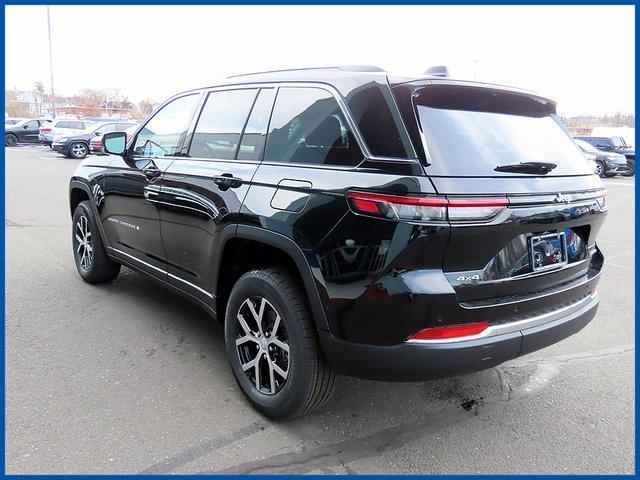 new 2025 Jeep Grand Cherokee car, priced at $42,550