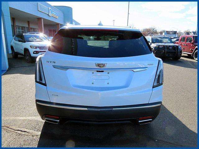 used 2022 Cadillac XT5 car, priced at $36,987