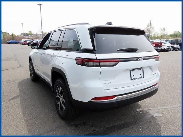 new 2025 Jeep Grand Cherokee car, priced at $45,715
