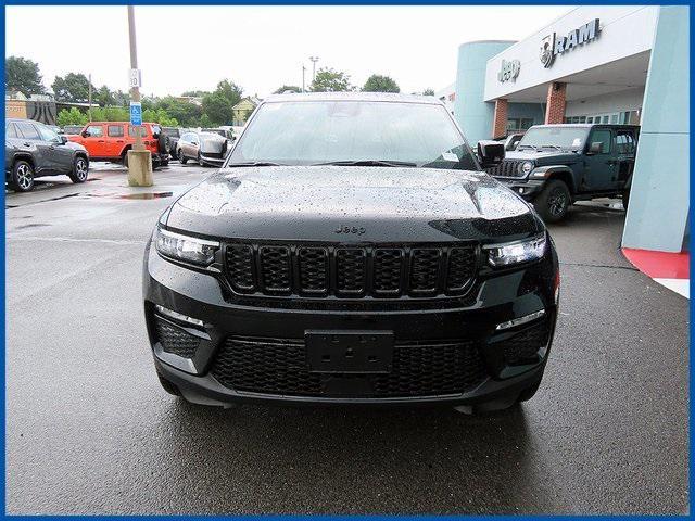 new 2025 Jeep Grand Cherokee car, priced at $49,235