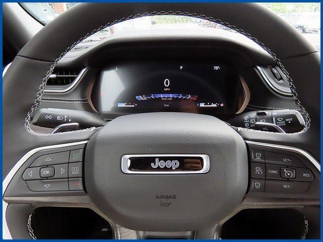 new 2025 Jeep Grand Cherokee car, priced at $49,235