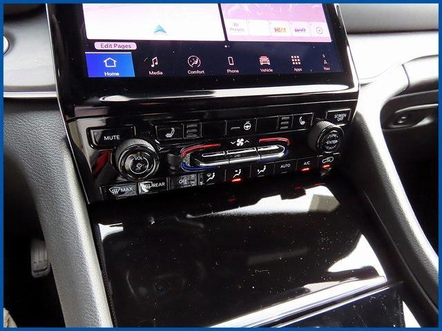 new 2025 Jeep Grand Cherokee car, priced at $49,235
