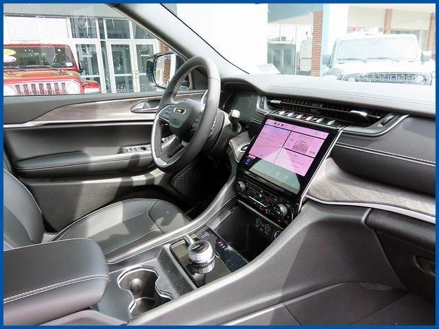 new 2025 Jeep Grand Cherokee car, priced at $46,500
