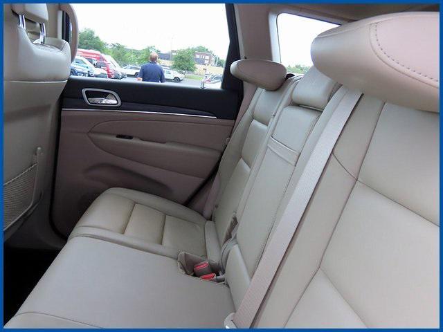 used 2021 Jeep Grand Cherokee car, priced at $31,999