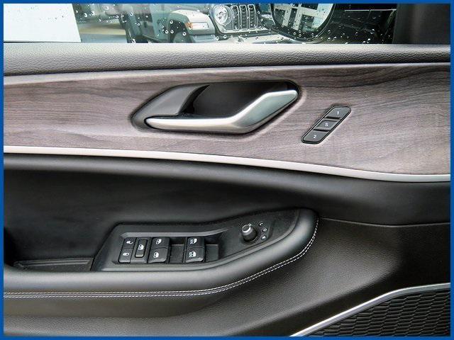 used 2022 Jeep Grand Cherokee L car, priced at $32,987