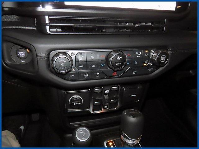 new 2025 Jeep Gladiator car, priced at $46,660