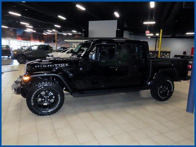 new 2025 Jeep Gladiator car, priced at $44,660