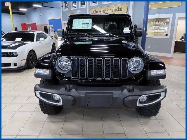 new 2025 Jeep Gladiator car, priced at $46,660