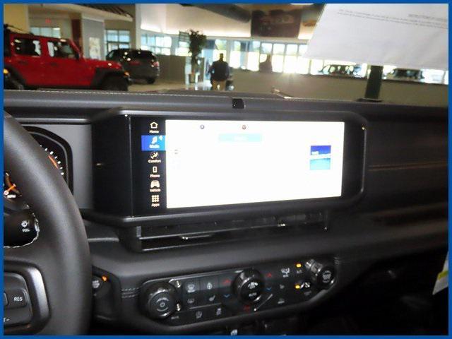 new 2025 Jeep Gladiator car, priced at $46,660