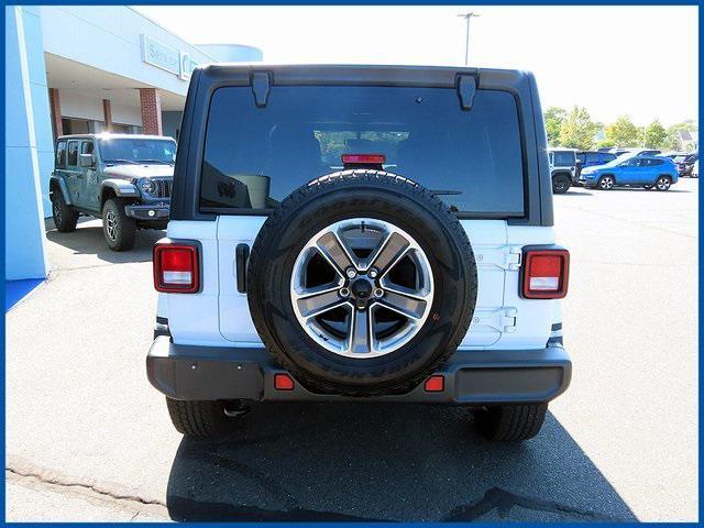 used 2022 Jeep Wrangler Unlimited car, priced at $36,987