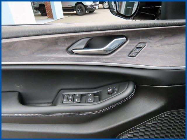 used 2025 Jeep Grand Cherokee L car, priced at $53,330