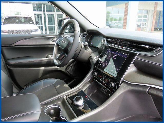 used 2024 Jeep Grand Cherokee car, priced at $42,987