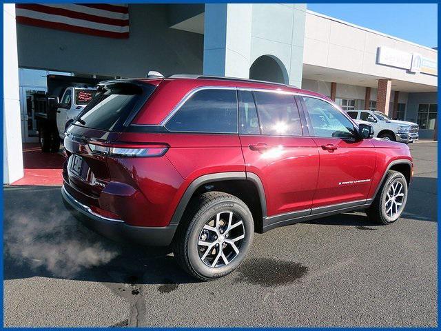 new 2025 Jeep Grand Cherokee car, priced at $42,550