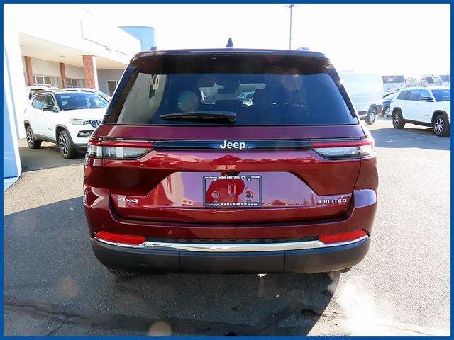 new 2025 Jeep Grand Cherokee car, priced at $43,090