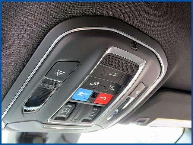 new 2025 Jeep Grand Cherokee car, priced at $46,730