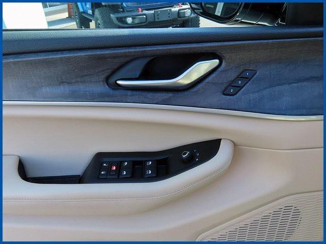 used 2023 Jeep Grand Cherokee car, priced at $33,987