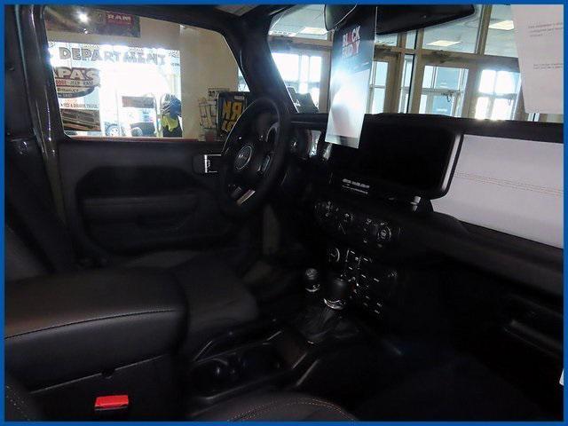 new 2026 Jeep Gladiator car, priced at $53,260