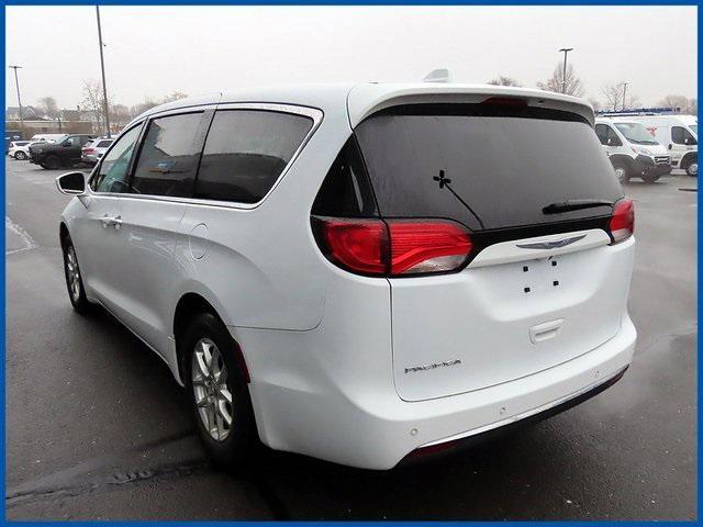 used 2020 Chrysler Pacifica car, priced at $27,987