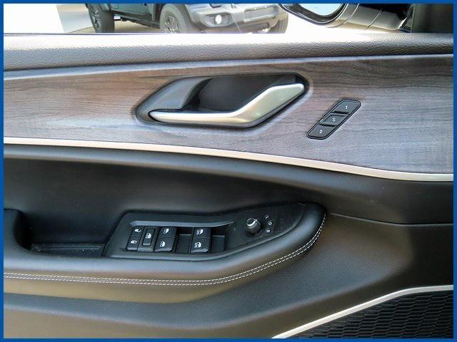 used 2021 Jeep Grand Cherokee L car, priced at $27,987