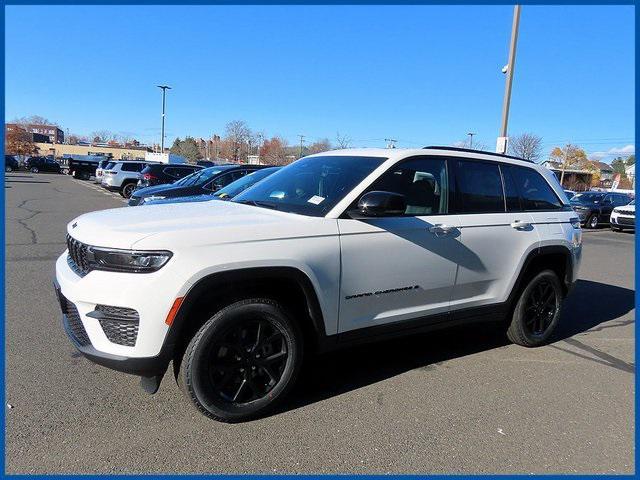 new 2025 Jeep Grand Cherokee car, priced at $40,935