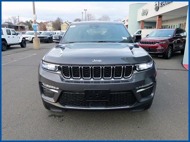 new 2025 Jeep Grand Cherokee car, priced at $43,190