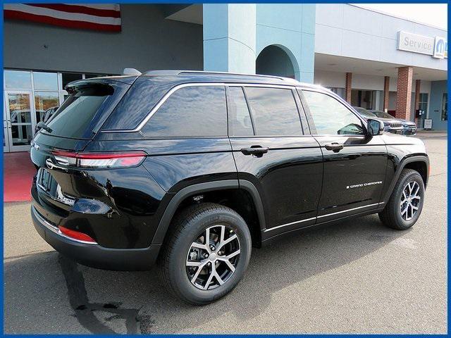 new 2025 Jeep Grand Cherokee car, priced at $48,810