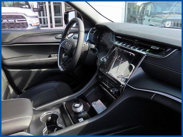 new 2025 Jeep Grand Cherokee L car, priced at $43,885