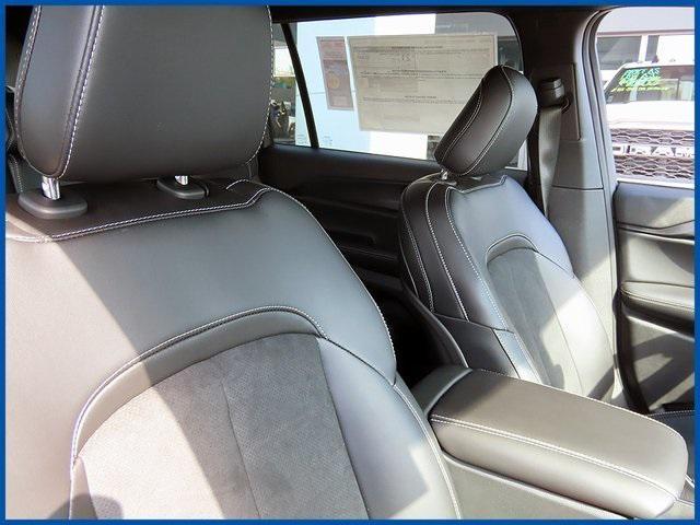 new 2025 Jeep Grand Cherokee L car, priced at $43,885