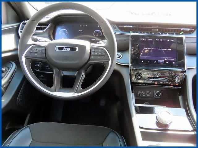 new 2025 Jeep Grand Cherokee L car, priced at $43,885