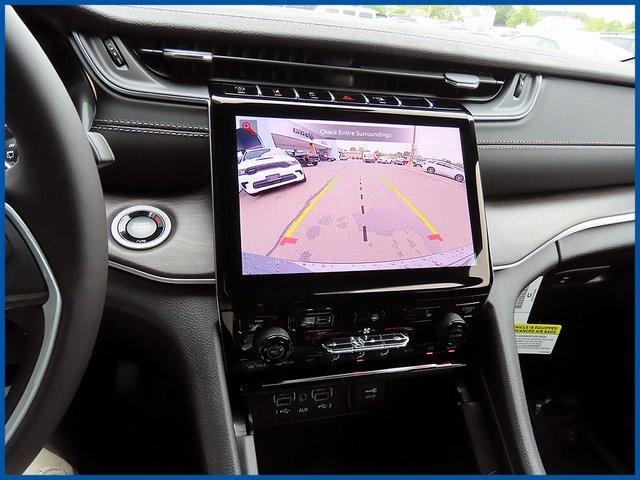 new 2025 Jeep Grand Cherokee car, priced at $47,985