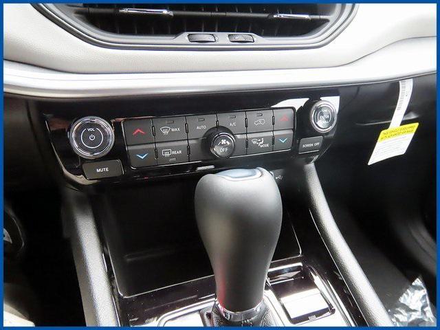 new 2025 Jeep Compass car, priced at $29,100
