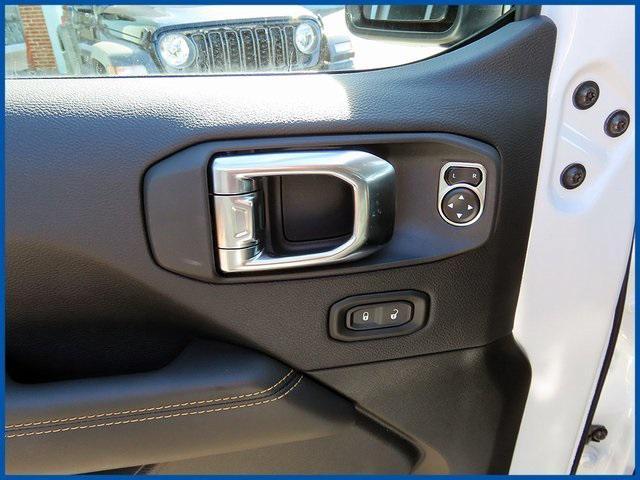 new 2025 Jeep Gladiator car, priced at $48,315