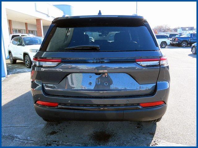 new 2025 Jeep Grand Cherokee car, priced at $41,148