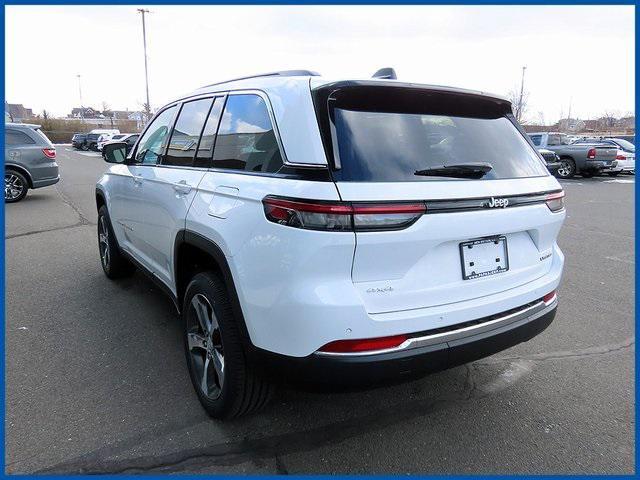 new 2025 Jeep Grand Cherokee car, priced at $44,818