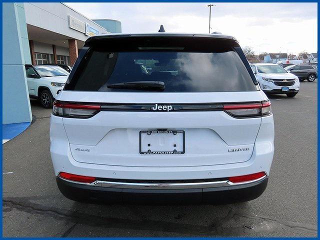 new 2025 Jeep Grand Cherokee car, priced at $44,318