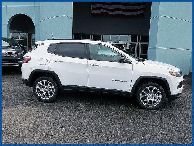 new 2024 Jeep Compass car, priced at $37,340