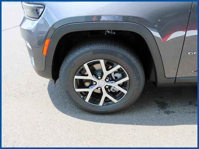 new 2025 Jeep Grand Cherokee car, priced at $46,510