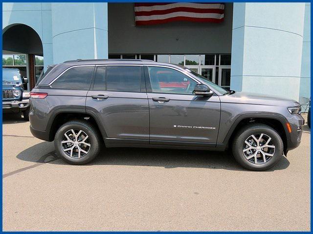 new 2025 Jeep Grand Cherokee car, priced at $46,510