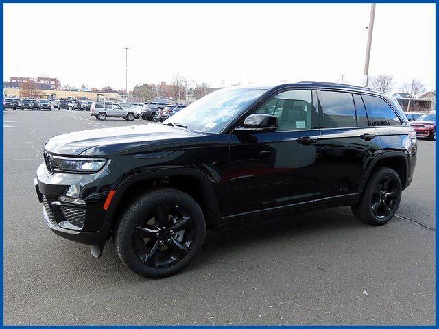 new 2025 Jeep Grand Cherokee car, priced at $45,787