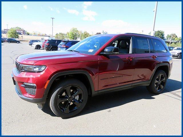 new 2025 Jeep Grand Cherokee car, priced at $44,721