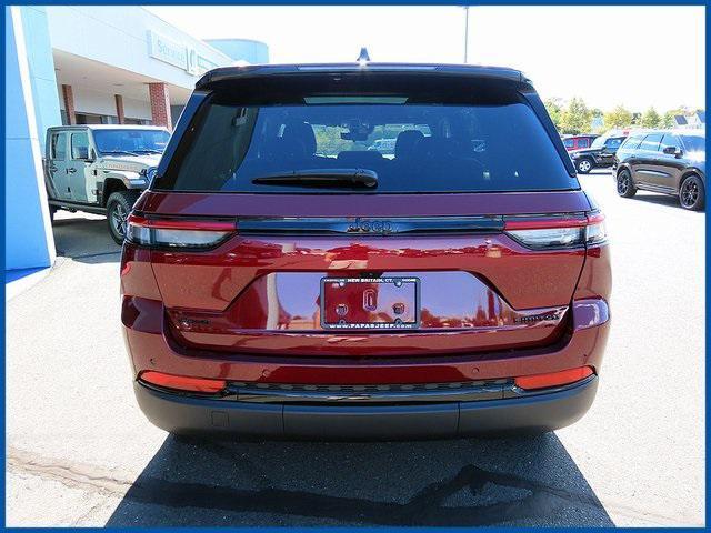 new 2025 Jeep Grand Cherokee car, priced at $44,721