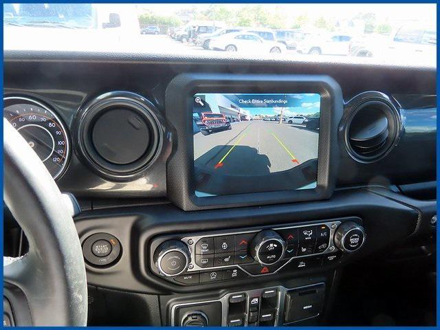 used 2022 Jeep Gladiator car, priced at $30,987