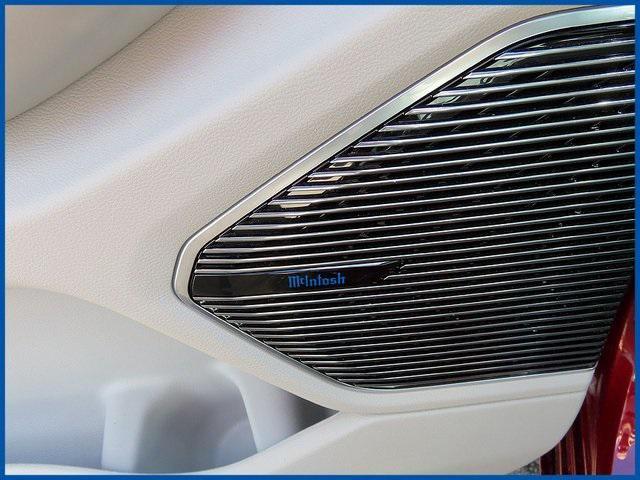 used 2022 Jeep Grand Cherokee car, priced at $37,987