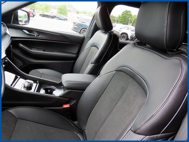 new 2025 Jeep Grand Cherokee L car, priced at $44,480