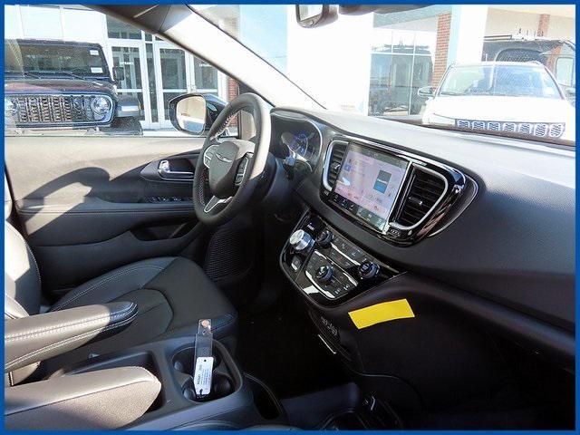 new 2025 Chrysler Voyager car, priced at $38,965