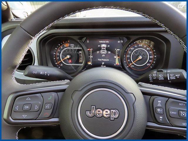 new 2025 Jeep Wrangler car, priced at $46,445