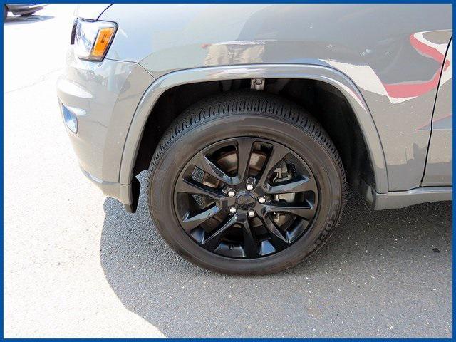 used 2022 Jeep Grand Cherokee car, priced at $31,987