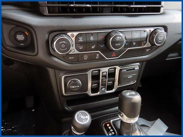 new 2025 Jeep Wrangler car, priced at $46,794