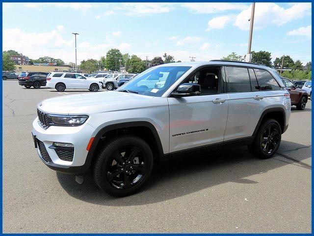 new 2025 Jeep Grand Cherokee car, priced at $48,485
