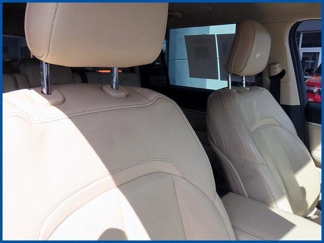 used 2022 Jeep Grand Cherokee L car, priced at $30,987